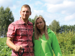 Sandis un Ilze Lasmaņi, Jāņkalnu saimnieki.
Foto — Andris Vanadziņš