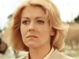 Martas lomā daudzsēriju mākslas filmā Ilgais ceļš kāpās (1981)