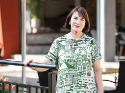 Stefānija Neiberga, SIA Saltums Kandavā līdzīpašniece un vadītāja.
Foto — Ieva Salmane
