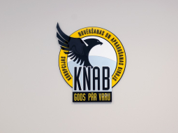 Korupcijas novēršanas un apkarošanas biroja logo. Foto - Zane Bitere, LETA