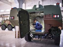 Zināms, ka mutiskajā nomas tiesību izsolē, kas pašvaldībā notika 6. jūlijā, uzva­rēja Defence Partnership Latvia, kas nodarbojas ar bruņutransportieru Patria montēšanu.
Foto no uzņēmuma arhīva