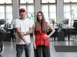 Līga Andersone un Valdis Liseks, Light Lab izveidotāji.
Foto — Reinis Hofmanis