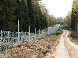 Valsts robeža ar Baltkrieviju pie Silenes šā gada rudenī.
Foto — Reinis Inkēns, no Ir arhīva