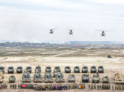 NATO manevri Anakonda pagājušā gada maijā Polijā, inscenējot Krievijas uzbrukuma atvairīšanu.
Foto — Scanpix