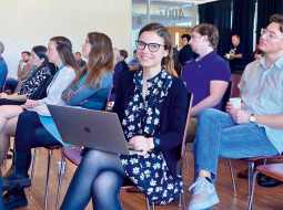 Anastasija Fomičeva Sorbonas universitātē aizstāvējusi disertāciju par ukraiņu brīvprātīgajiem. Foto no personīgā arhīva