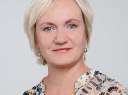 Laura Dumbere