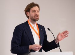 Kaspars Gorkšs. Publicitātes foto