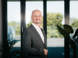 Mareks Kļaviņš. Publicitātes foto
