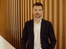 Atis Krūmiņš. Publicitātes foto