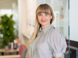 Lita Marnauza. Publicitātes foto