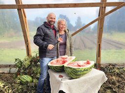 Lielo arbūzu šķirnes nav pašas gardākās, jo, «iegūstot izmēru, kaut kas tiek zaudēts — gan garša, gan skats». Taču šis arbūzs bija «gana labs». «Ja es lielveikalā tādu būtu nopircis, es pat neapvainotos,» pasmejas Māris Limbergs.