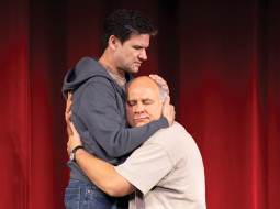 Vilis Daudziņš (no kreisās) un Andris Keišs.