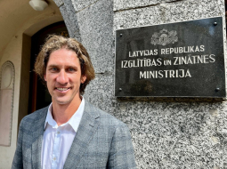 Aleksandrs Samoilovs/Izglītības un zinātnes ministrija