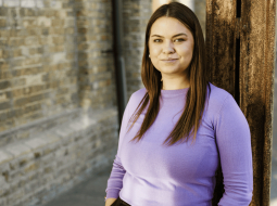 Alise Gurenko. Publicítātes foto.