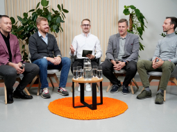 Attēlā (no kreisās): Māris Gaugers, Ansis Valdovskis, Toms Lācis, Rolands Levics, Matīss Zemītis