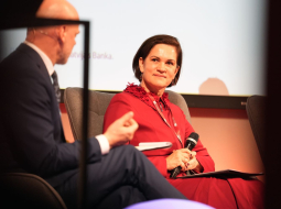 Dzintra Atstāja. Publicitātes foto.