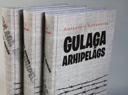 Par Aleksandra Solžeņicina grāmatas Gulaga arhipelāgs glabāšanu, pavairošanu vai izplatīšanu Padomju Savienībā varēja arī piespriest bargu cietumsodu. Publicitātes foto