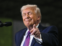 Donalds Tramps politiskās kampaņas pasākumā Kentuki štatā 11. martā.