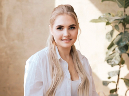 Uztura speciāliste Valērija Orlova par sarunbotiem: «Rekomendācijas nav individuāli piemērotas katram pacientam. Tās ir vispārīgas, turklāt cilvēki parasti nestāsta mākslīgā intelekta rīkiem par papildu hroniskām slimībām.» Publicitātes foto