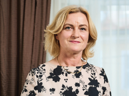Ilze Indriksone.