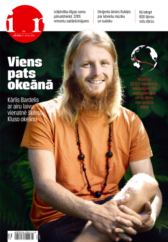 Viens pats okeānā